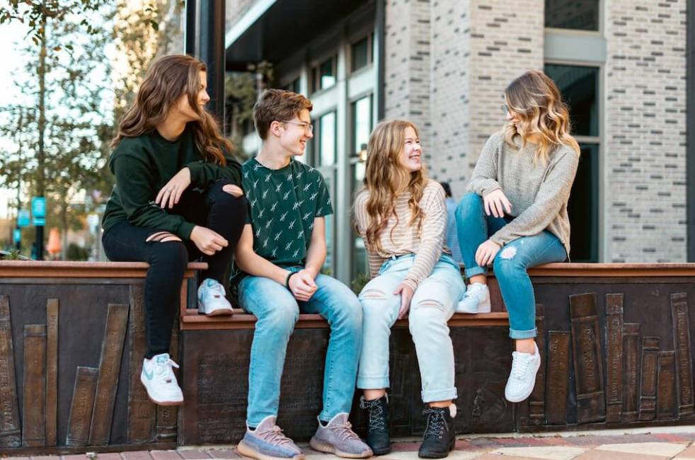 5 Compassionate Ways to Help a Teen With Depression