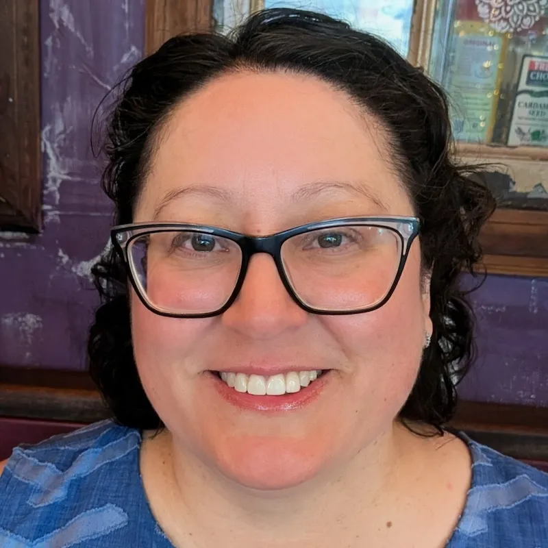 Dr. Diana Samardzic Dr. Diana Samardzic